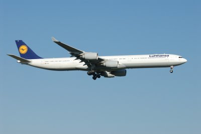 Lufthansa   Airbus A340-600   D-AIHI