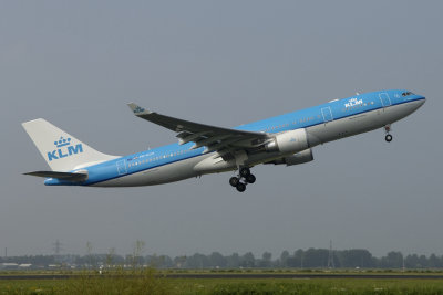 KLM Airbus A330-200 PH-AOA