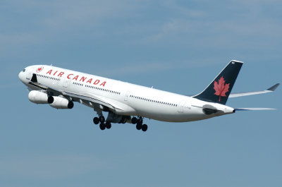 Air Canada  Airbus A340-300  C-FTNQ
