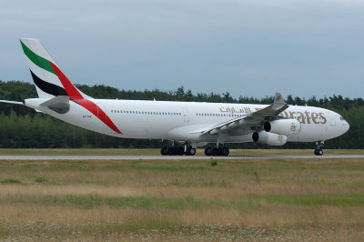 Emirates  Airbus A340-300  A6-ERN