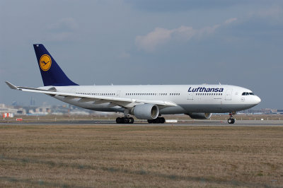 Lufthansa Airbus A330-200 D-AIME