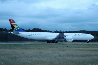 South African Airbus A340-600 ZS-SNG