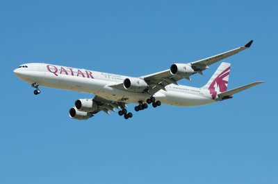 Qatar Airbus A340-600 A7-AGB