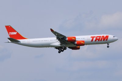 TAM  Airbus A340-500 PT-MSN