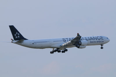 South African  Airbus A340-600  ZS-SNC Star Alliance colours