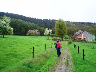 Approaching a farmhouse