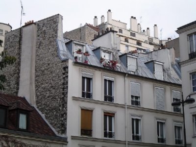 Houses on the corner of rue des Cascades