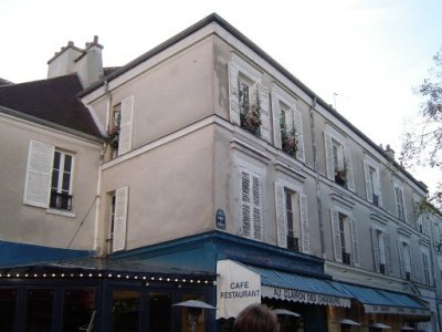 Au Clairon des Chasseurs on Place du Tertre