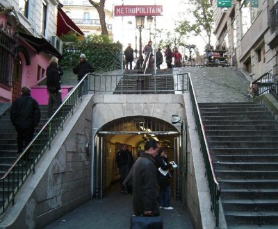 Métro Lamarck-Caulaincourt