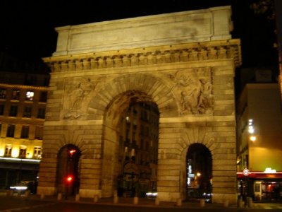 Porte St-Martin - Bd St-Martin & Rue du Faubourg St-Martin