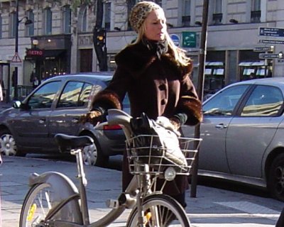 St-Germain-des-Pres Cyclist