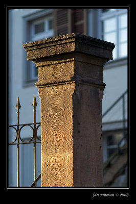 Pillar