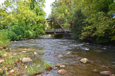 Trestle over Beaver Dam Creek at the end of the Upper Trail