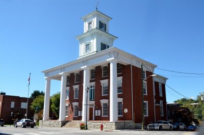 Courthouse in Abingdon, built in 1868