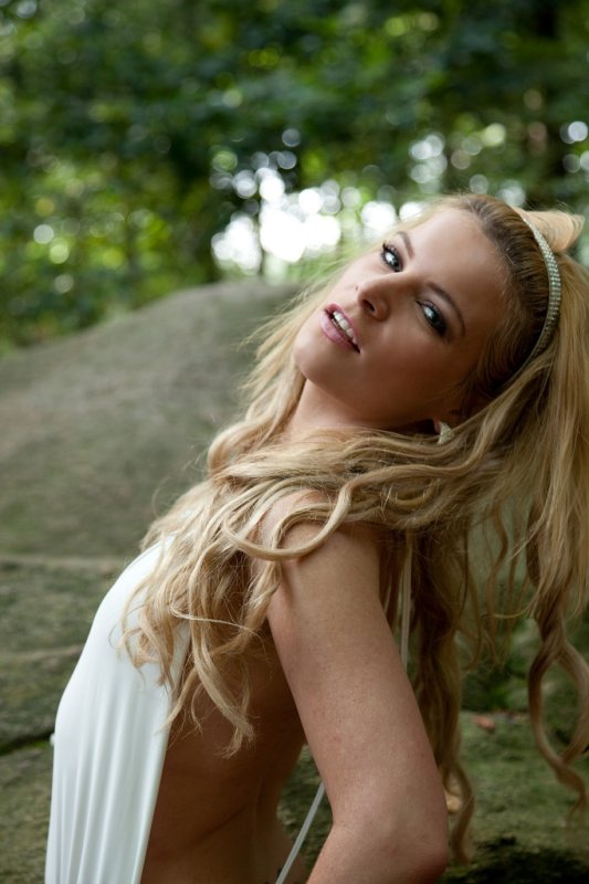 Chelsea ( 18+ )