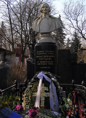 Tomb Nikolai Gogol.JPG