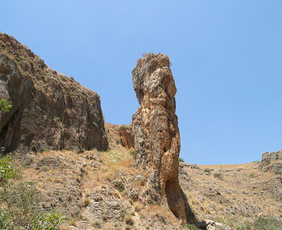 wadi amud rock.JPG