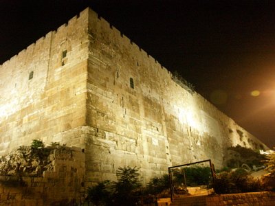 southern wall jerusalem night