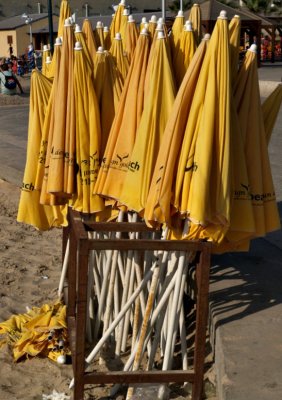 P1012075_yellow umbrellas closed.jpg