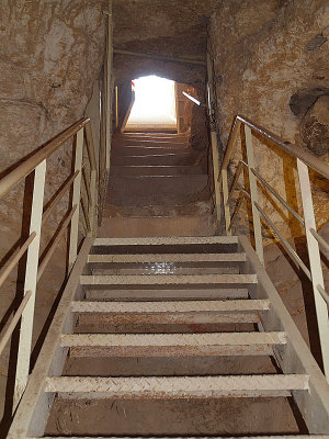 P9261942_herodion stairs up cistern.jpg