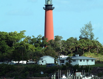 70-300 lighthouse.JPG