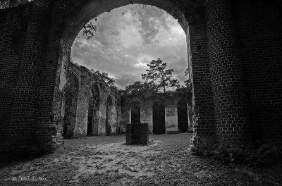 Ruins: Altar View