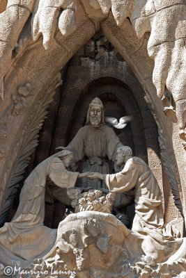 Sagrada Familia statues