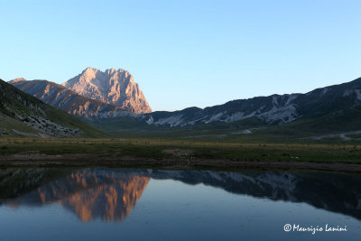 Il Gran Sasso all'alba , Gran Sasso mountain at dawn