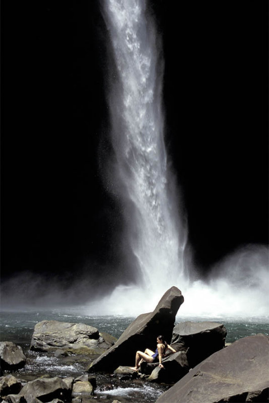Costa Rica, La Fortuna waterfall, March 2001