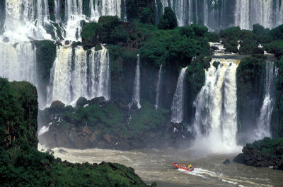 Iguaçu Falls, Argentina and Brasil