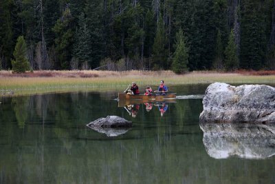 Kayak family trip in String Lake