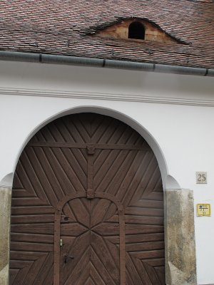 Door and window, Castle district