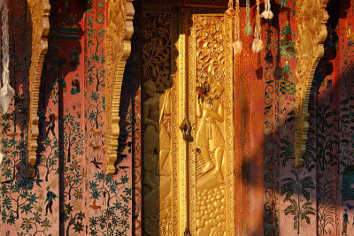 Wat Xieng Thong, Sitting Buddha Shrine