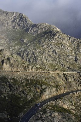 The road to Cntaros area