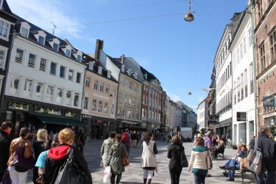 Longest shopping street in Europe: Strget 歐洲最長的購物街
