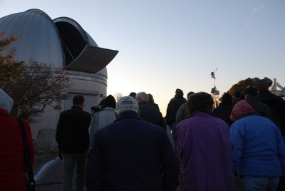 THIS WAS OUR GROUP READY TO WATCH THE SUN GO DOWN UNDER THE SHADOW OF THE SARA TELESCOPE