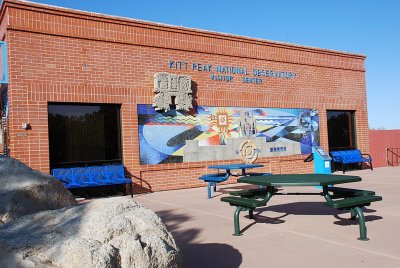A  PICNIC AREA IS LOCATED OUTSIDE THE VISITOR CENTER