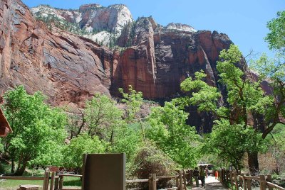 AT THIS ROUND ABOUT  WE LEFT THE SHUTTLE AND STARTED THE RIVERSIDE WALK TO THE NARROWS OF ZION