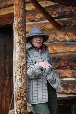 DENALI PARK HAS SEVERAL LIVING HISTORY SITES-THIS LADY REALLY PLAY HER ROLE WELL