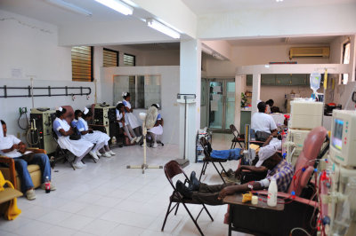 Dialysis unit