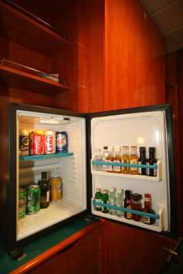 Cabin 5567 - mini bar/fridge