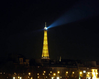 Eiffel Tower-05.jpg