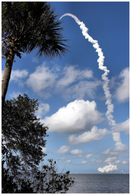 half-ass gallery of shuttle launch, 05-31-08