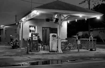 bw's ongoing black and whites