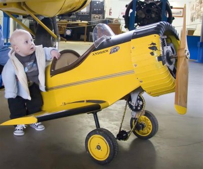 Andrew (7 Months old), Pat Bay Air Museum (Jan 09)