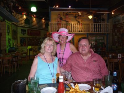 Lunch with Peggy & Rich at El Meson de Pepe