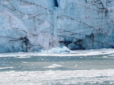 New Iceberg from Marjorie Glacier Calving