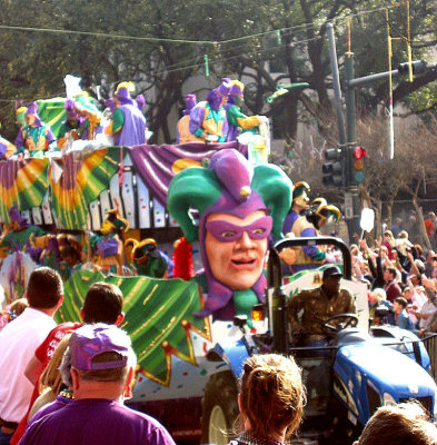 Krewe of Thoth Float