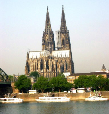 First Look at Cologne Cathedral