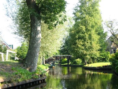 Canal in Giethoorn, NL